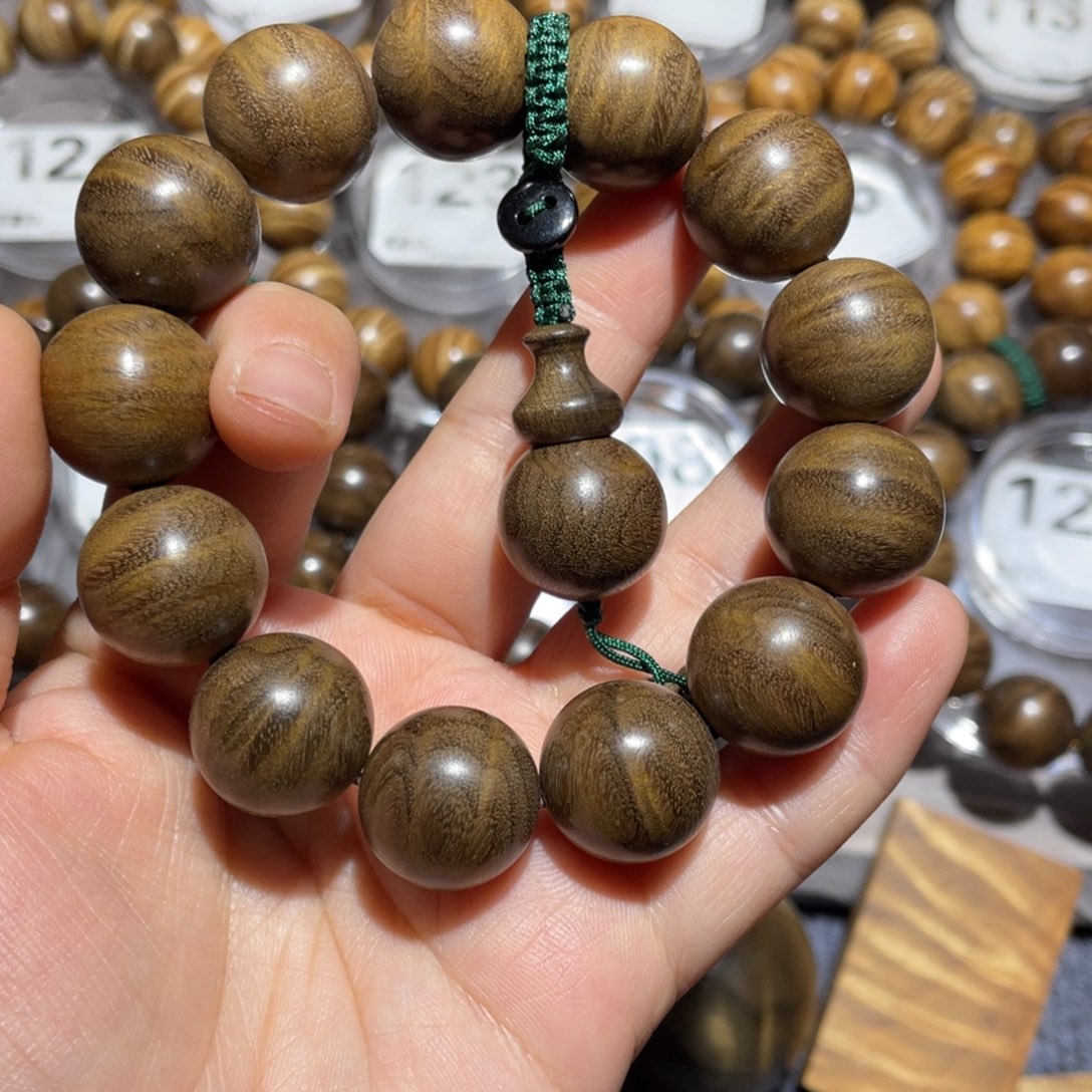 楠木（金丝楠）手串/手链1.8×13