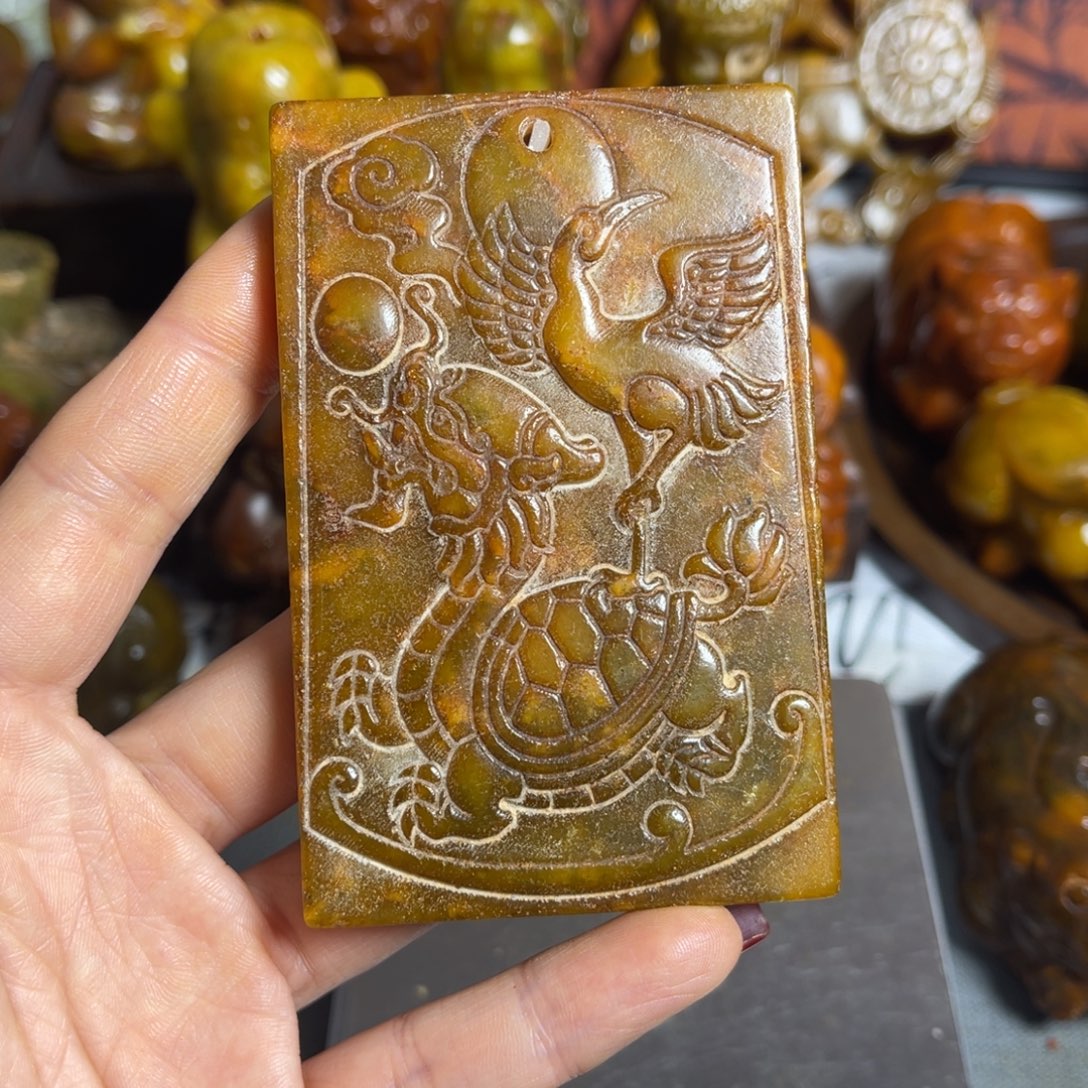 蛇纹石玉合金颈饰