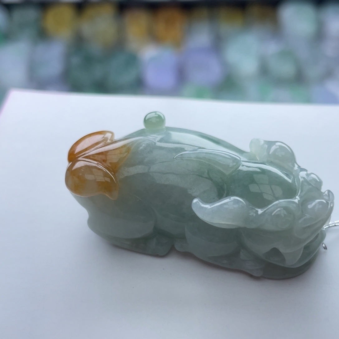 翡翠颈饰未镶嵌貔貅