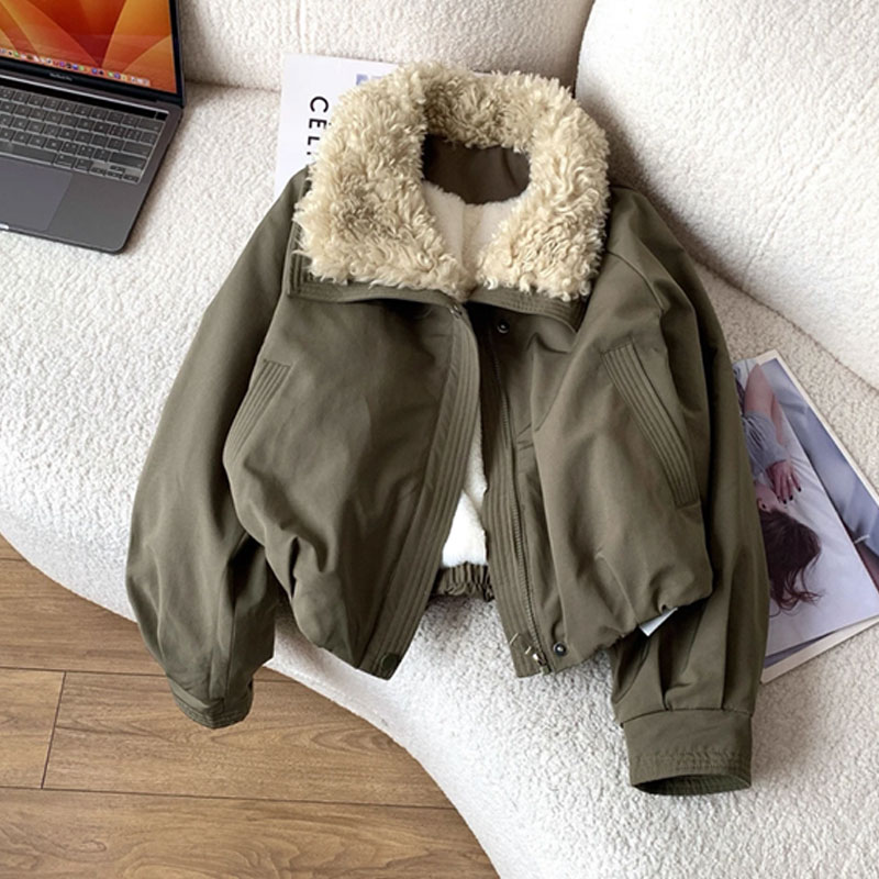 2025欧货短款时尚加绒加厚派克服仿羊羔毛翻领外套女冬小个子夹克