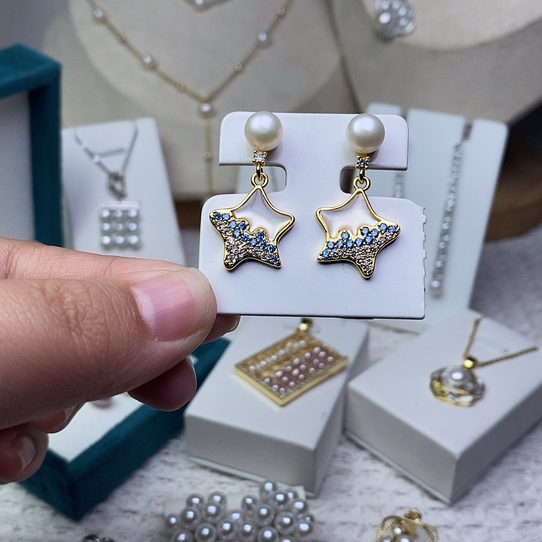 银S925镶嵌耳饰淡水珍珠