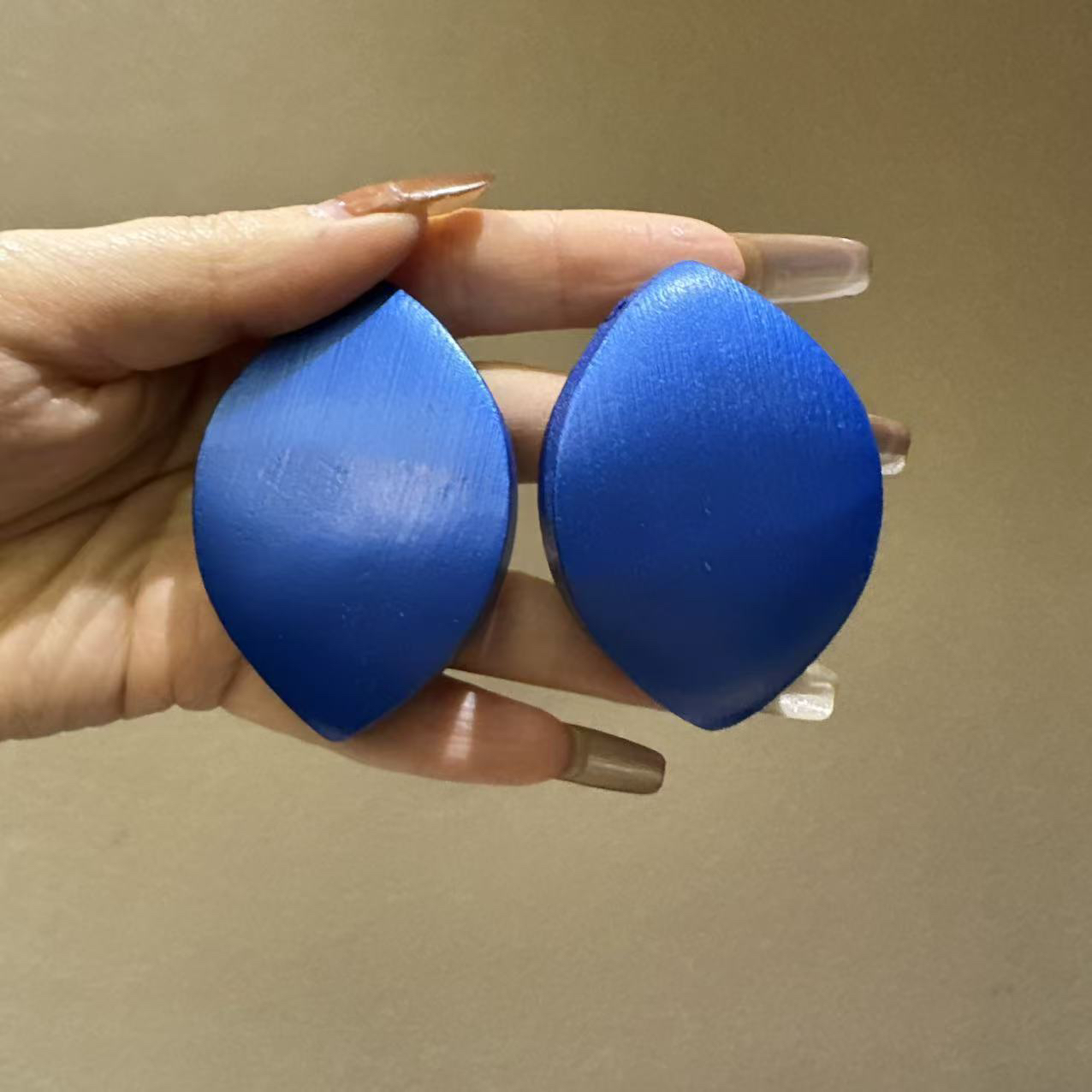 铜合金锆石耳饰 慕斯树莓粉烤漆三角形耳环法式气质55777