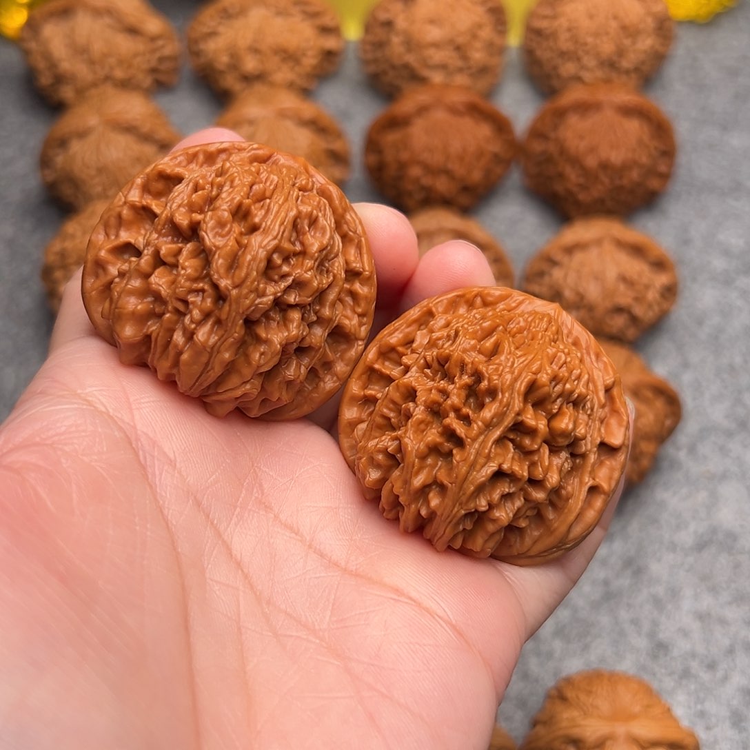 文玩核桃把件精品特价四座楼44