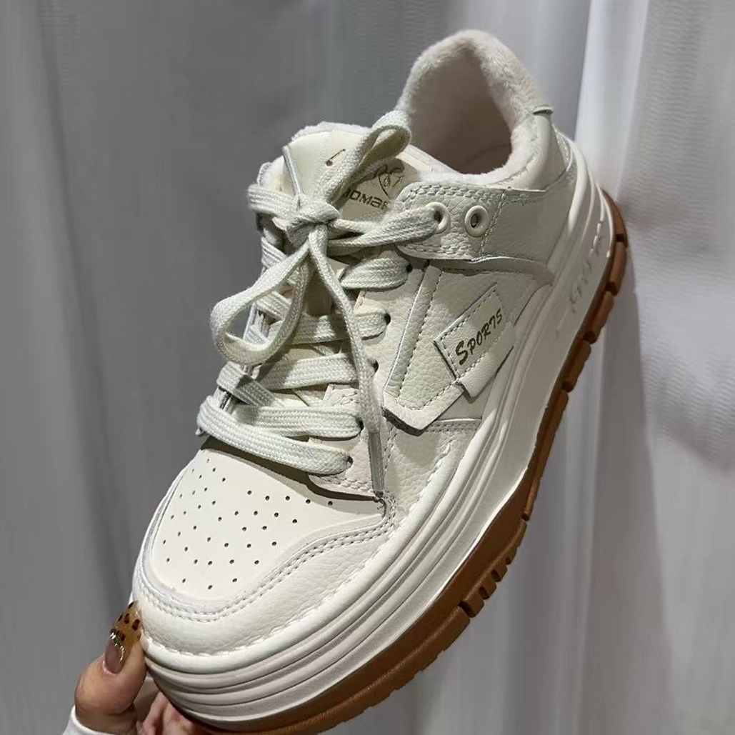 8110冬季防滑圆头板鞋深口时尚休闲鞋时尚运动鞋百搭