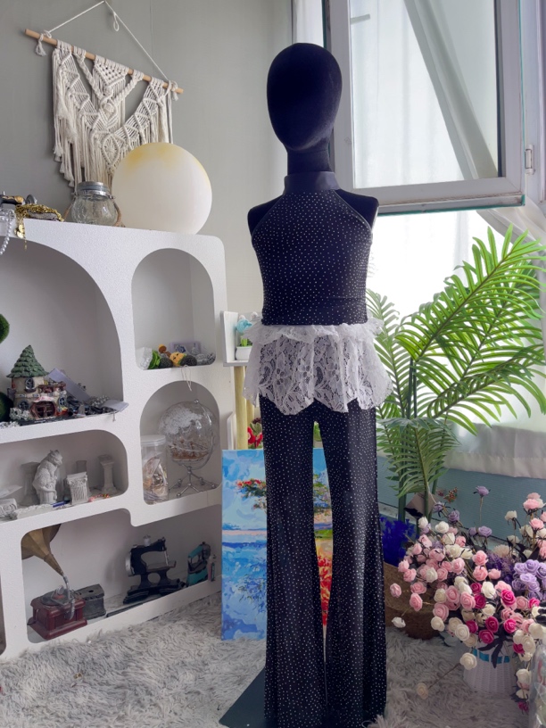 出售新款黑色风格背心裤子腰带夏季新款模特休闲时尚百搭女童