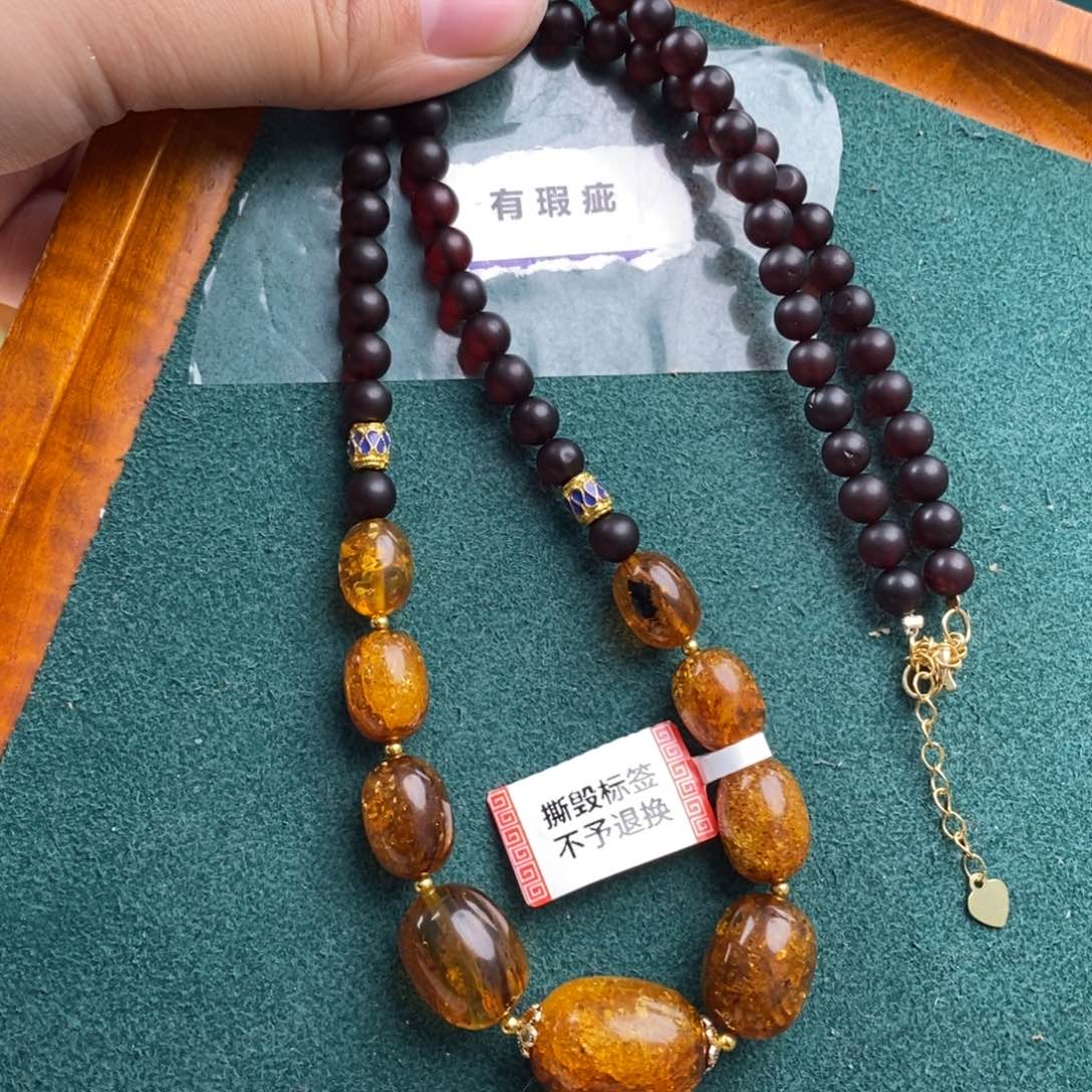 琥珀珠宝奇石未镶嵌