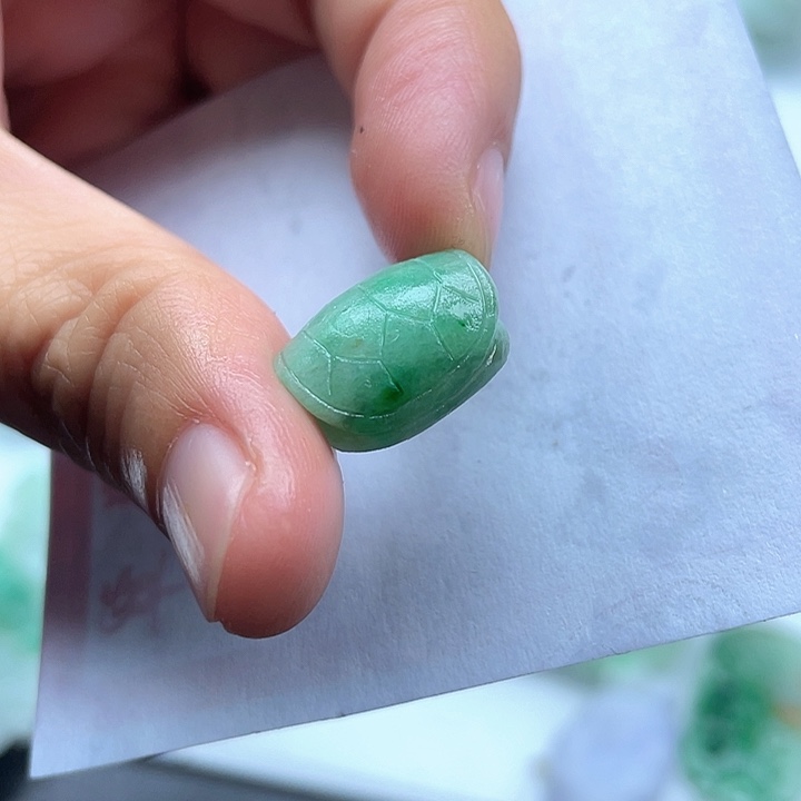 定制翡翠未镶嵌翡翠