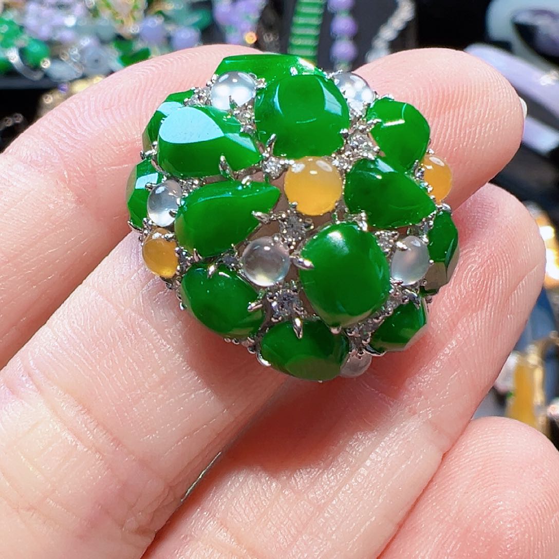 翡翠戒指18K金镶嵌签收后24小时鉴赏期