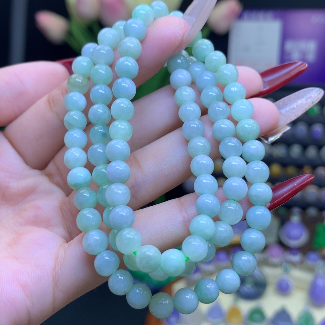 翡翠颈饰未镶嵌天然