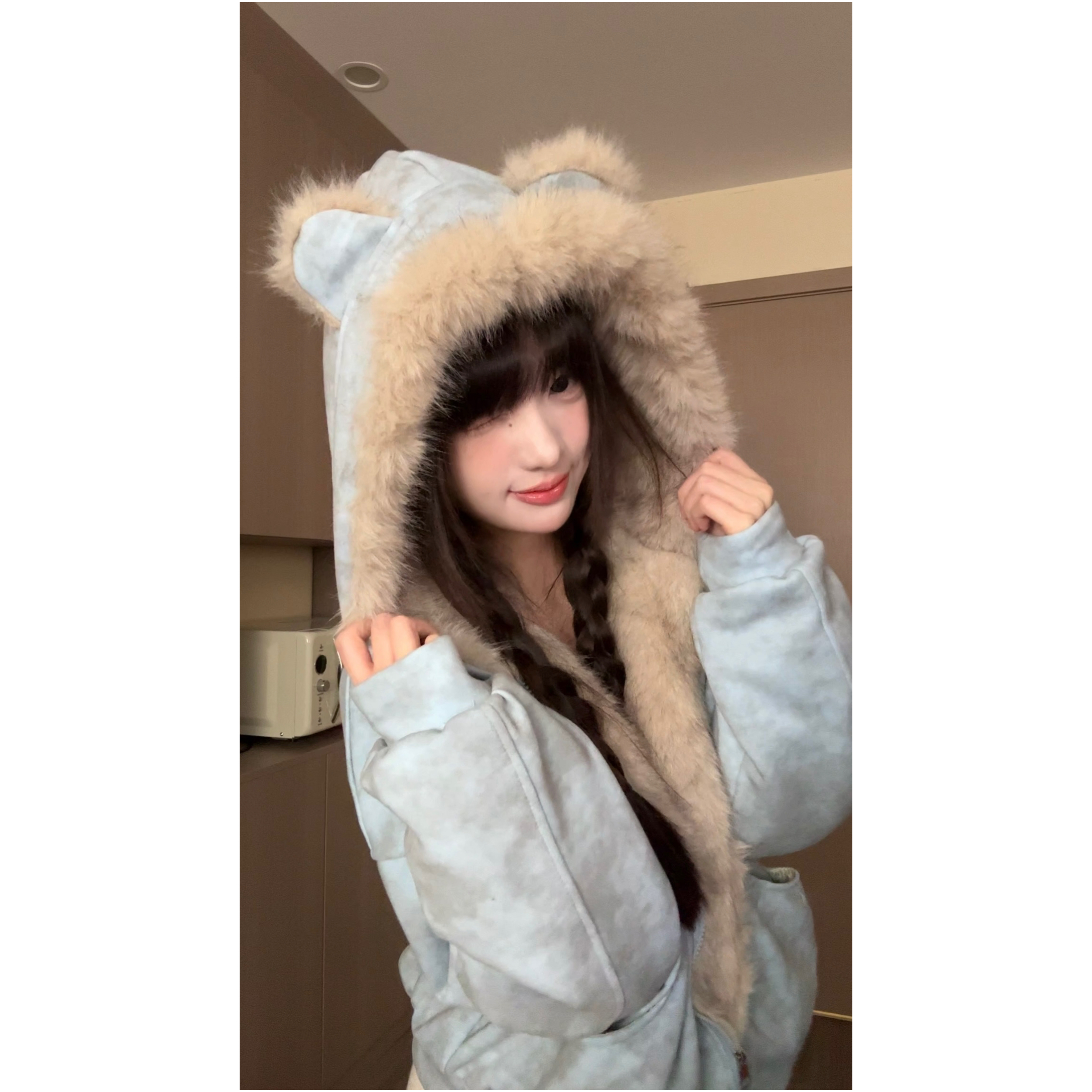 TOM潮 冬季新款2025连帽耳朵氛围感短外套扎染字母刺绣情侣百搭