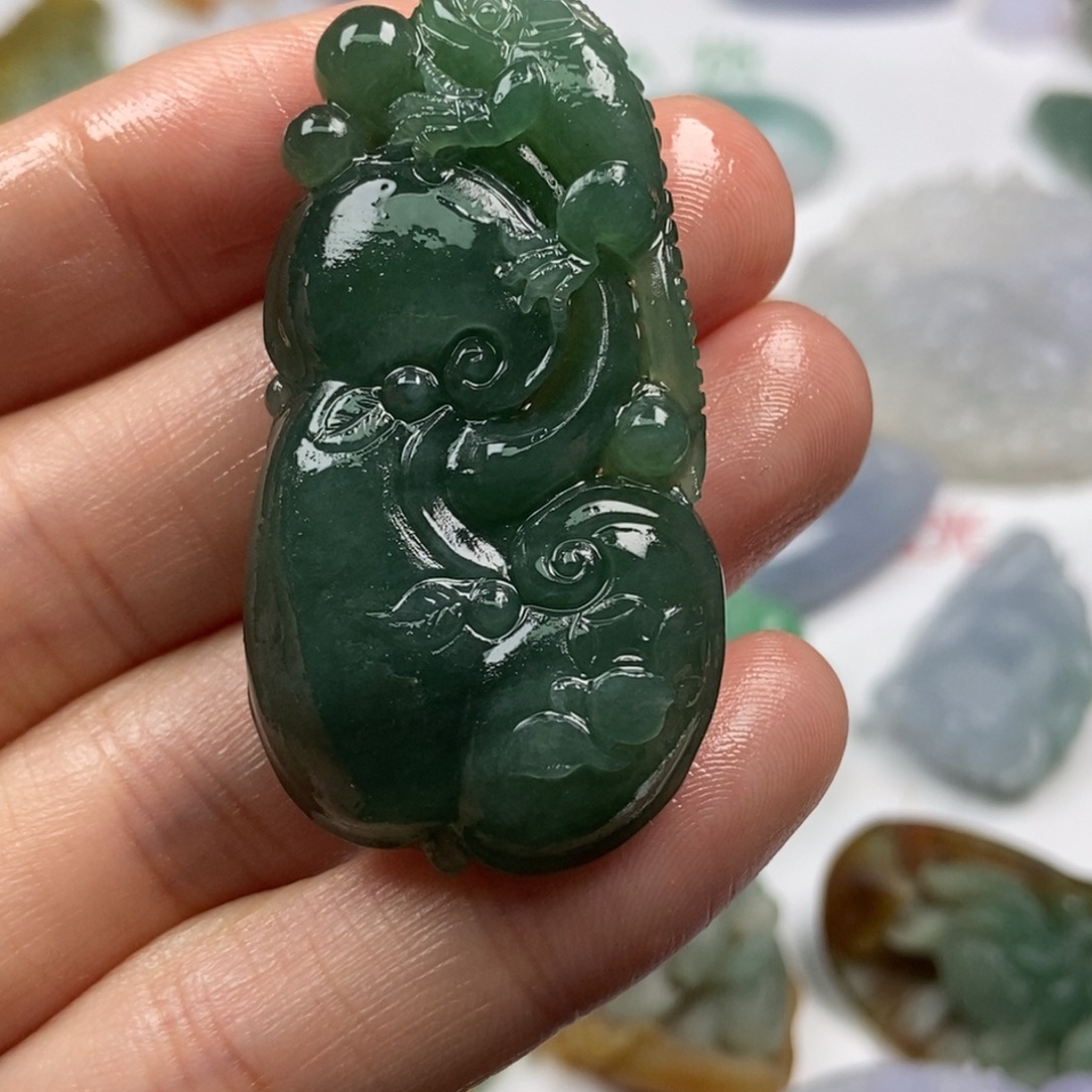 定制翡翠未镶嵌翡翠