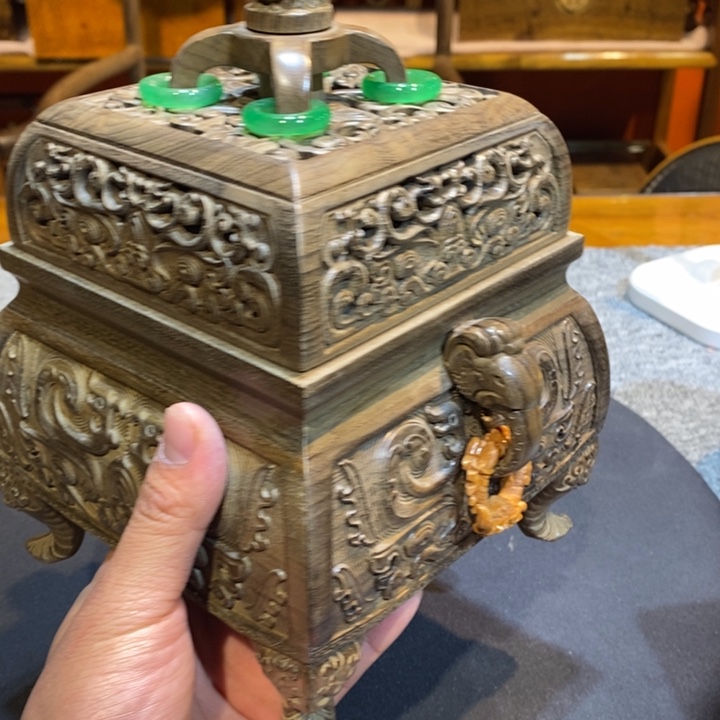 金丝楠文*阴沉木香炉1