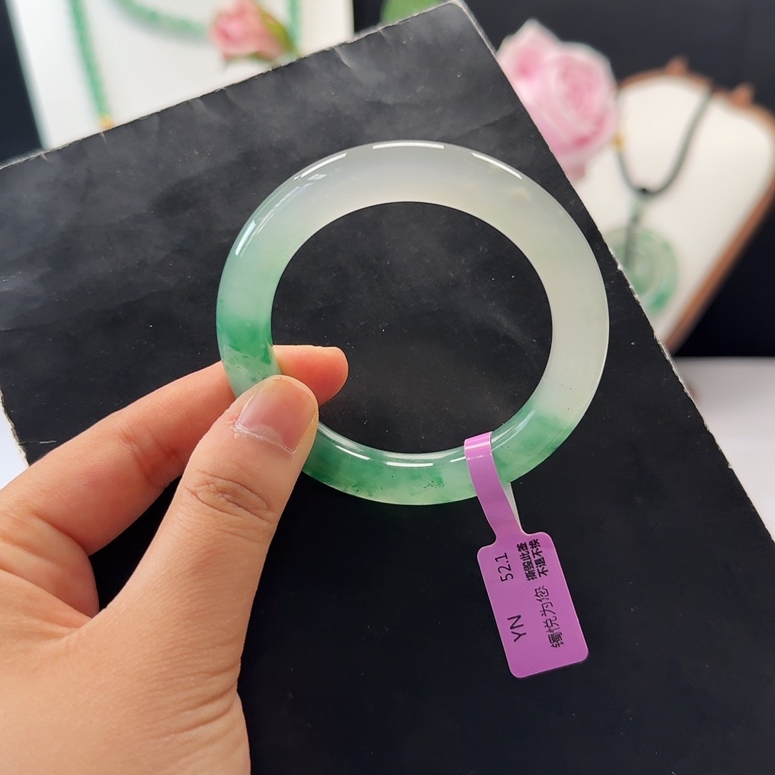 石英质玉合金手镯