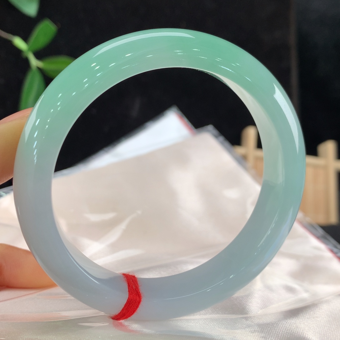 翡翠手镯未镶嵌111-5834