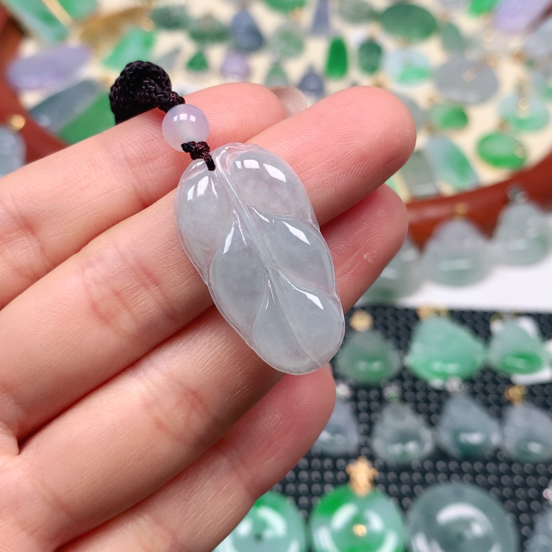 【闪购商品】翡翠吊坠(不含链)未镶嵌