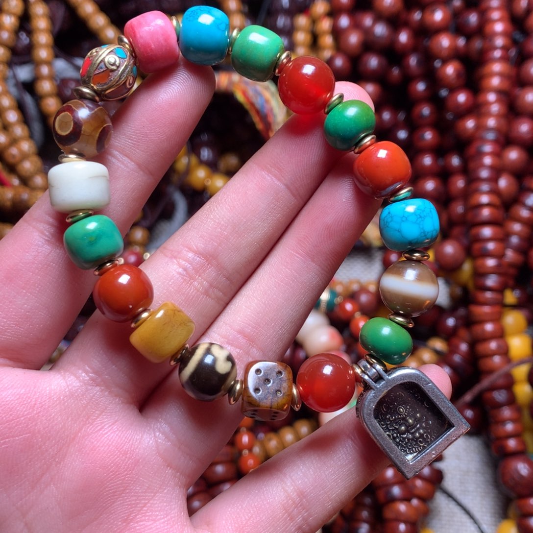 【闪购商品】闪购商品 琉璃手串