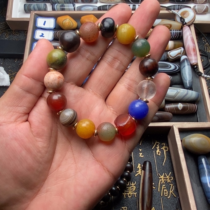 玛瑙/玉髓未镶嵌颈饰