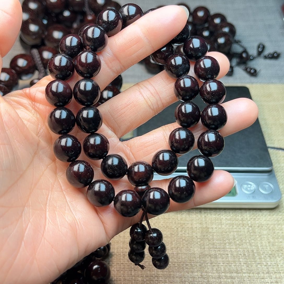 檀香紫檀（小叶紫檀）1.2 手持