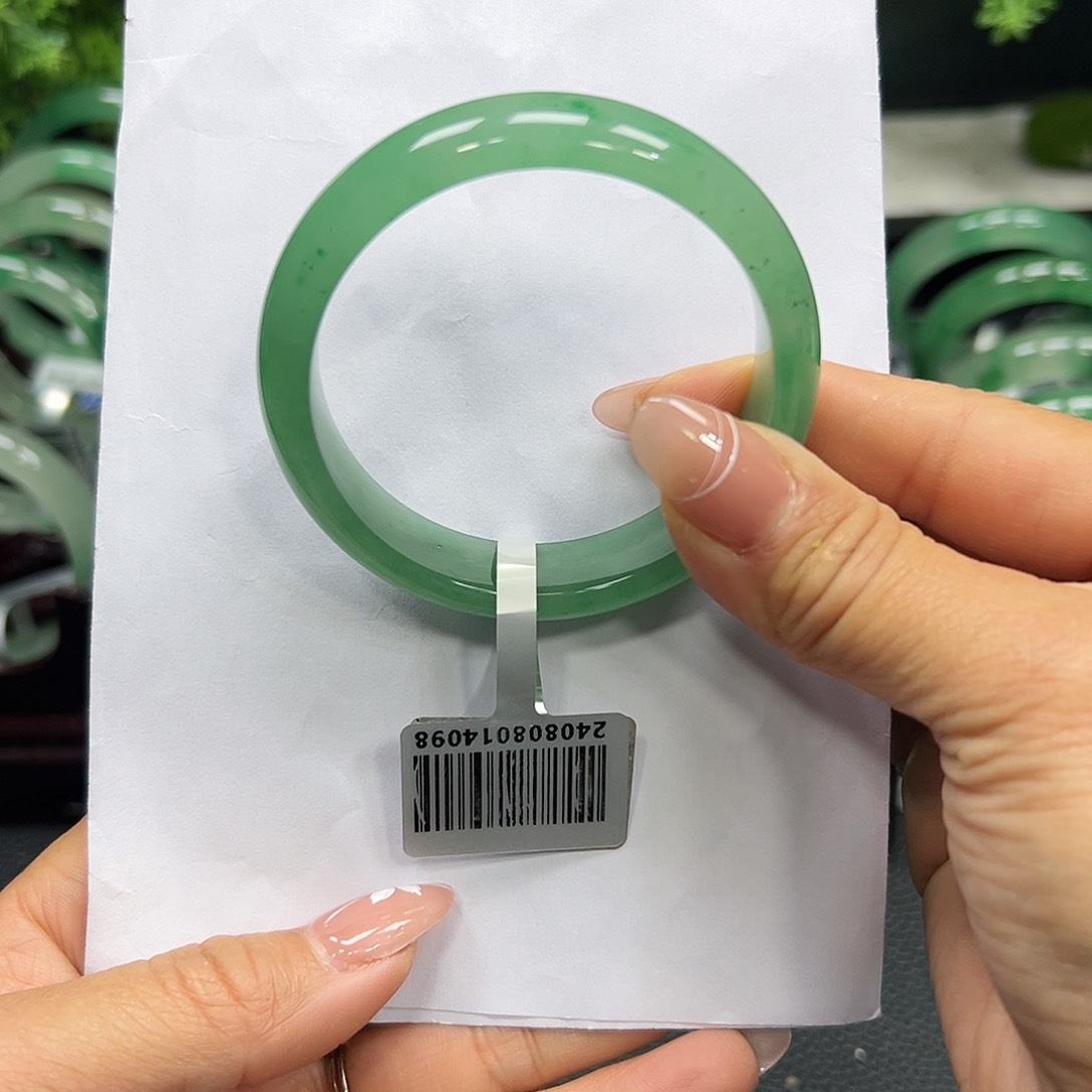 石英质玉手镯未镶嵌淼淼