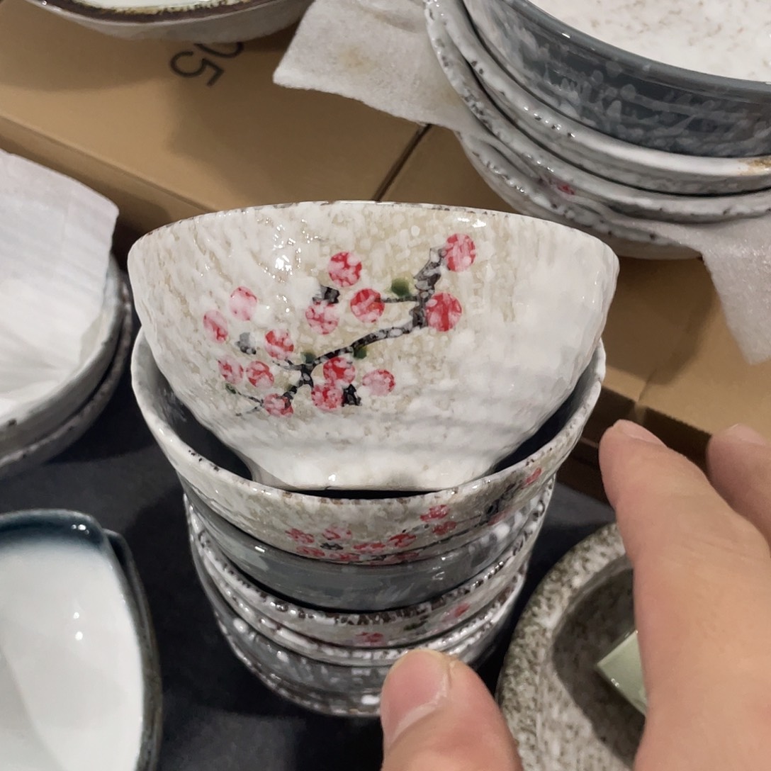 瓷   5.5寸温佩家 数量是2