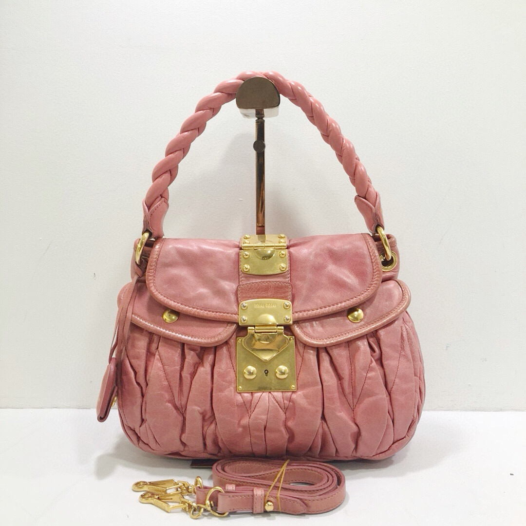 95新 MIU MIU/缪缪 缪缪粉色全皮褶皱元宝包单肩斜挎包