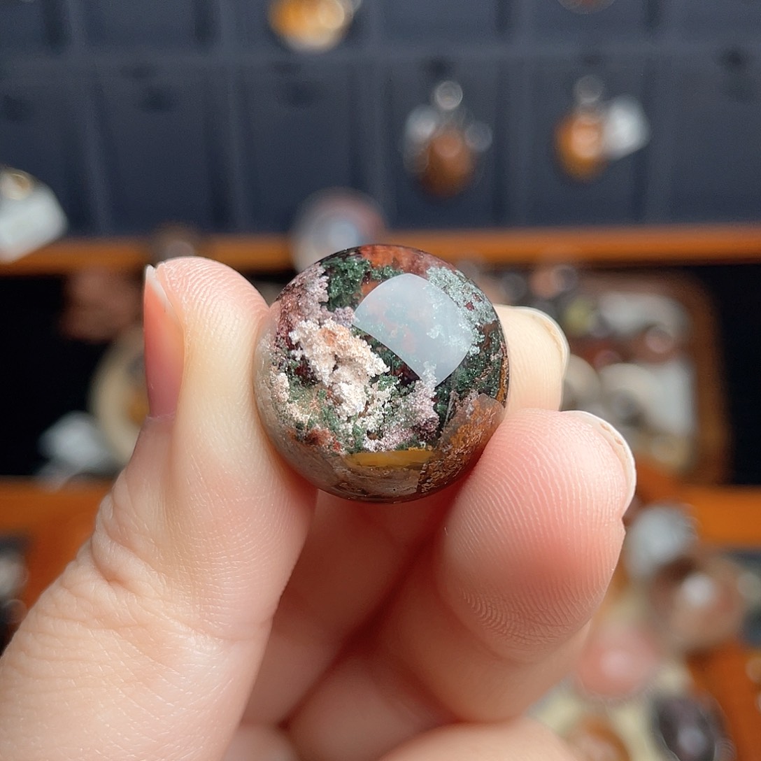 水晶颈饰未镶嵌坨**肉