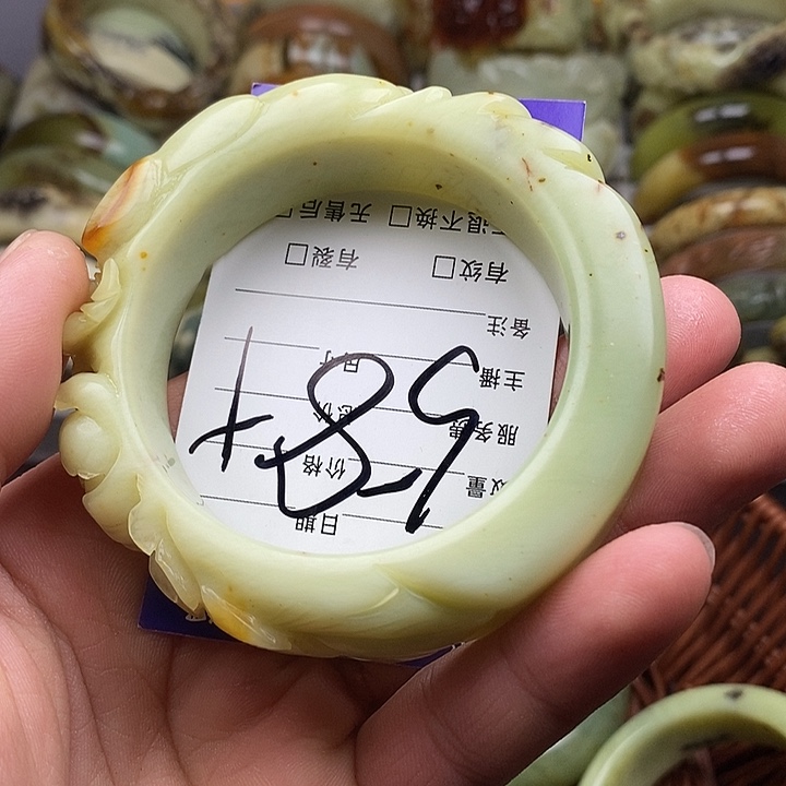 未镶嵌蛇纹石玉手镯鸡*花