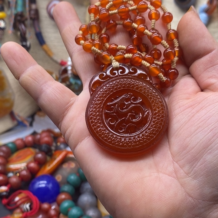 玛瑙/玉髓颈饰未镶嵌