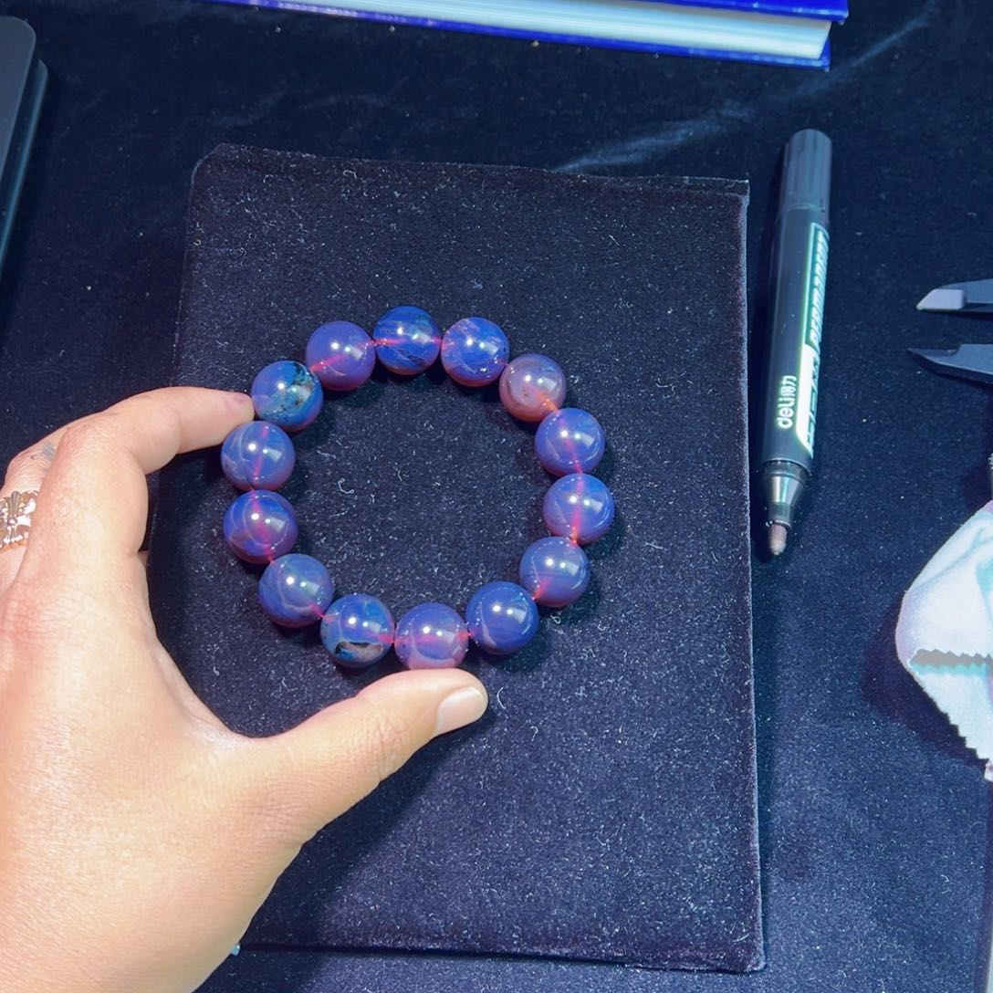 琥珀裸石未镶嵌琥珀