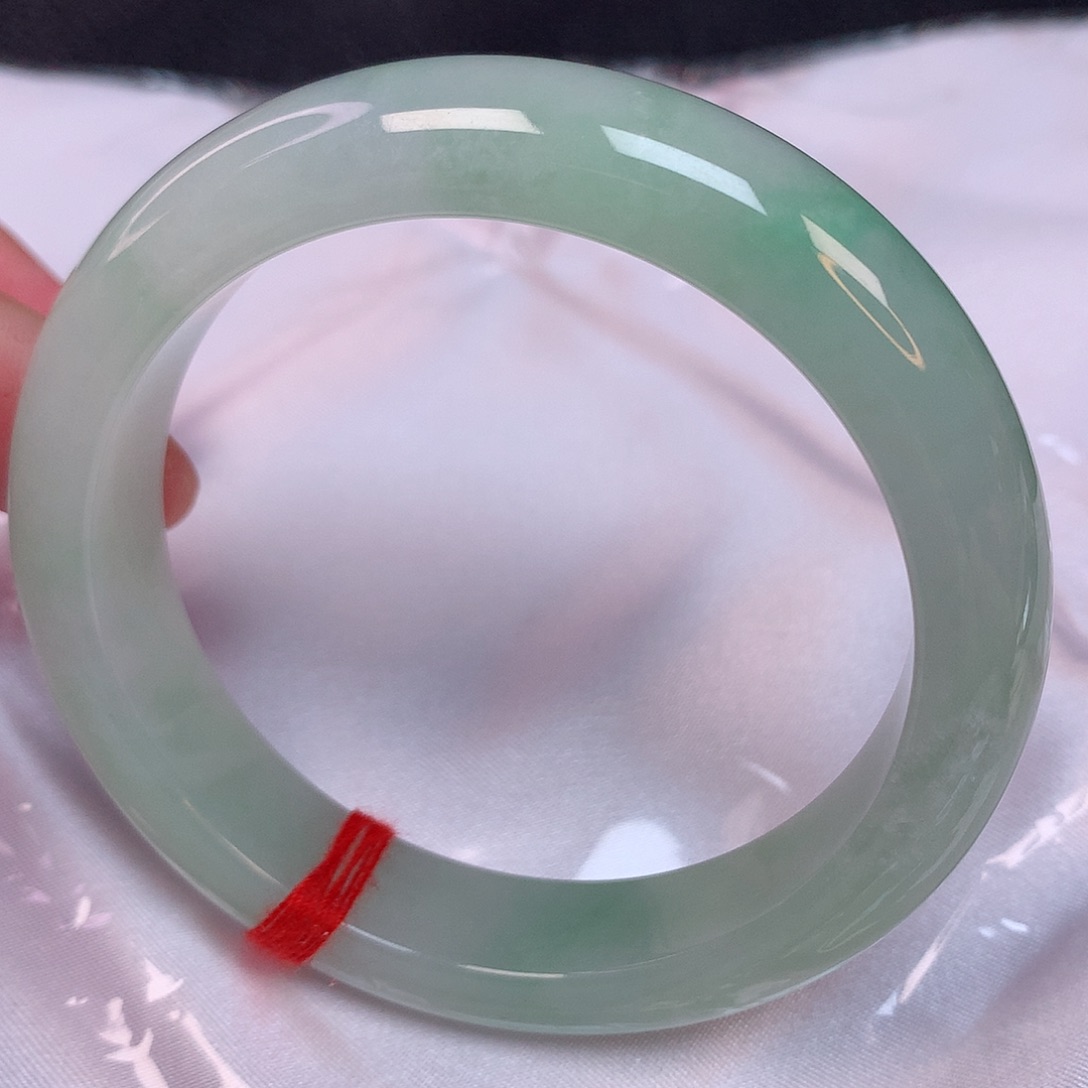 翡翠手镯未镶嵌57 翡翠手镯