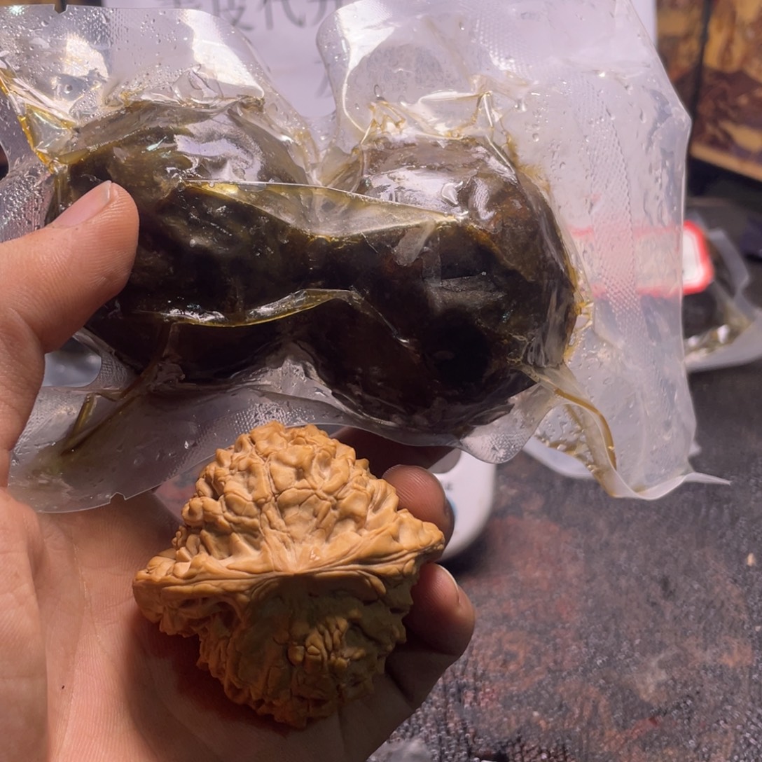 蜕***变把件文玩核桃文玩