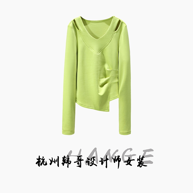 【韩哥女装】2025秋冬新品苹果绿压褶时尚V领高弹上衣10075-A9