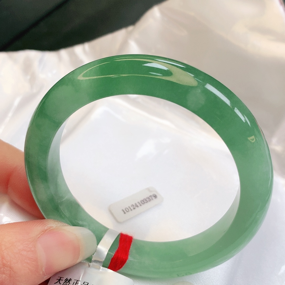 【闪购商品】翡翠手镯未镶嵌缅甸天然a货翡翠