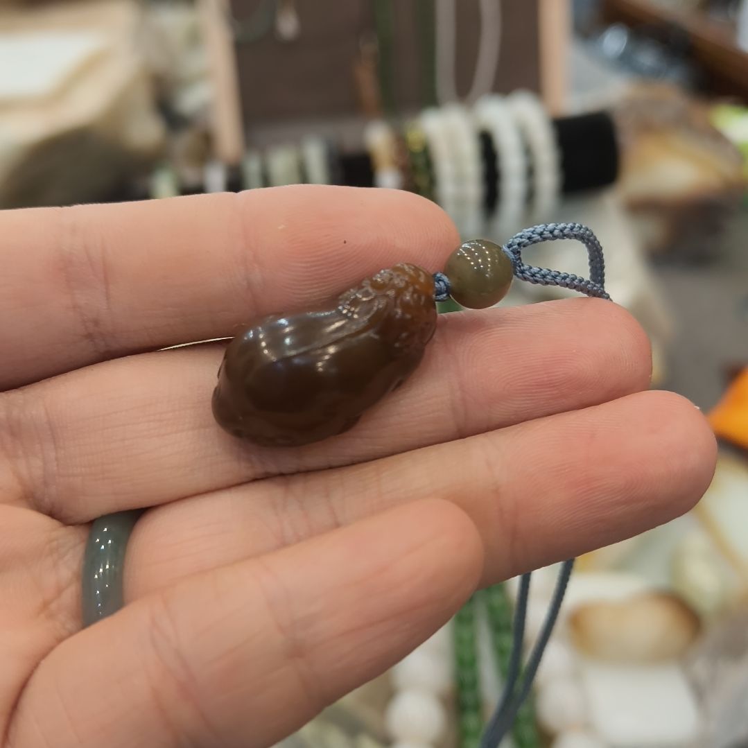 和田玉（糖玉）未镶嵌吊坠(不含链)