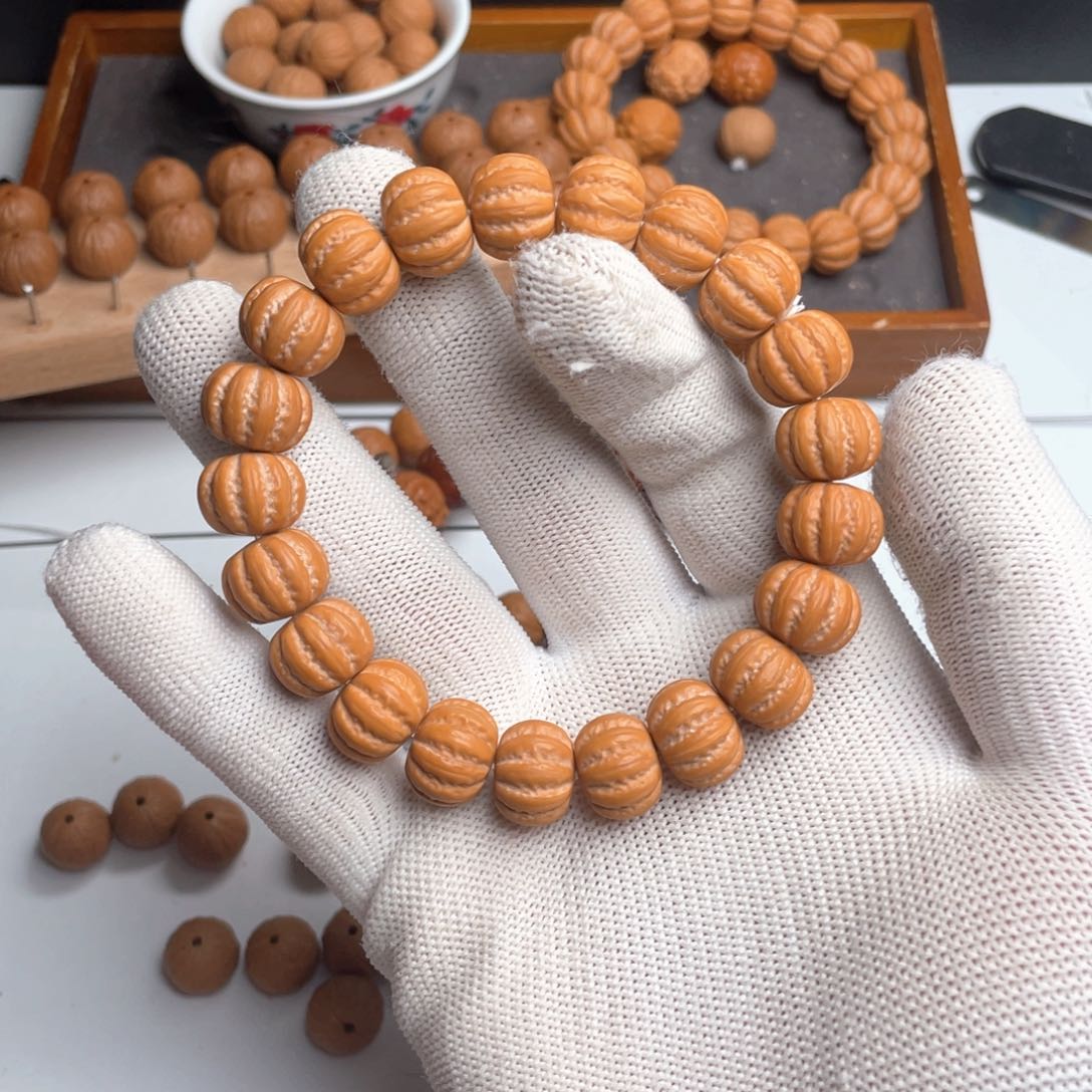 猴头核桃手串猴头雕刻八楞