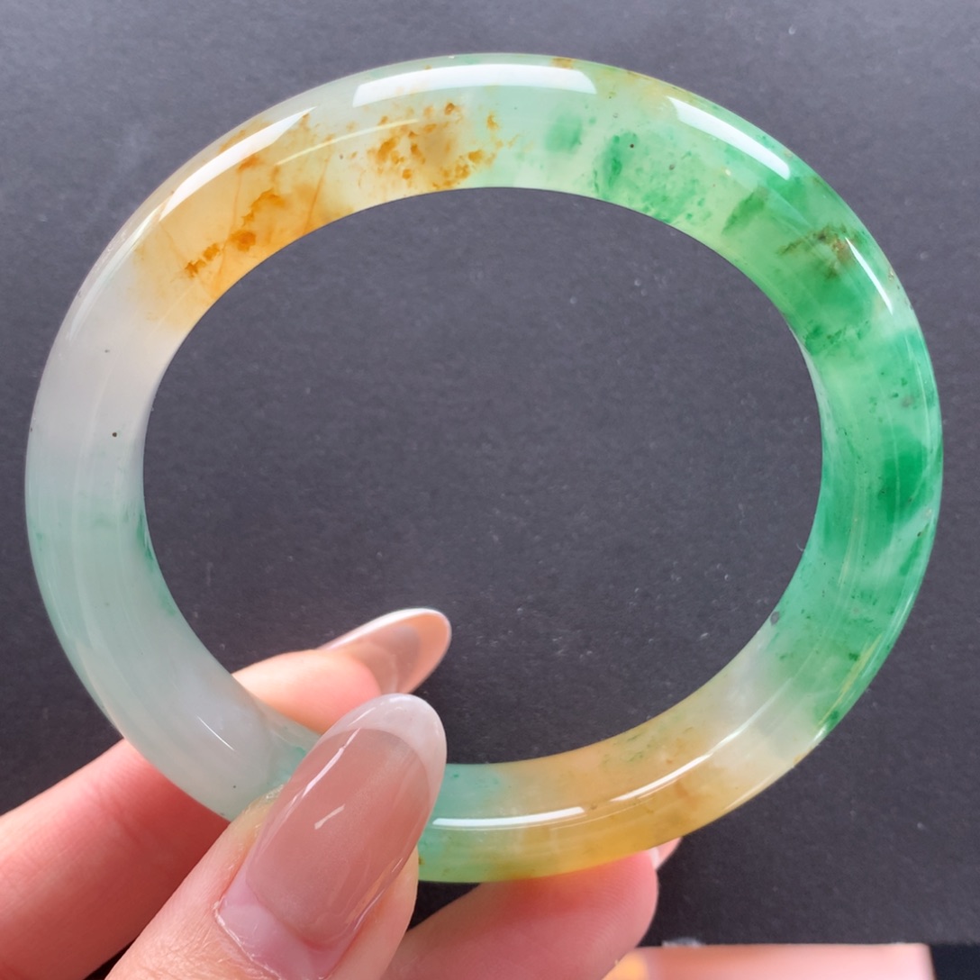 石英质玉未镶嵌手镯