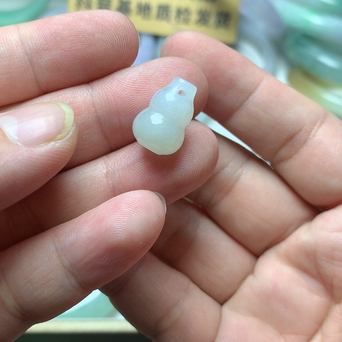 颈饰未镶嵌翡翠葫芦