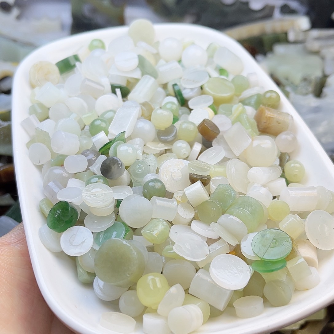 未镶嵌和田玉（糖玉）珠宝奇石