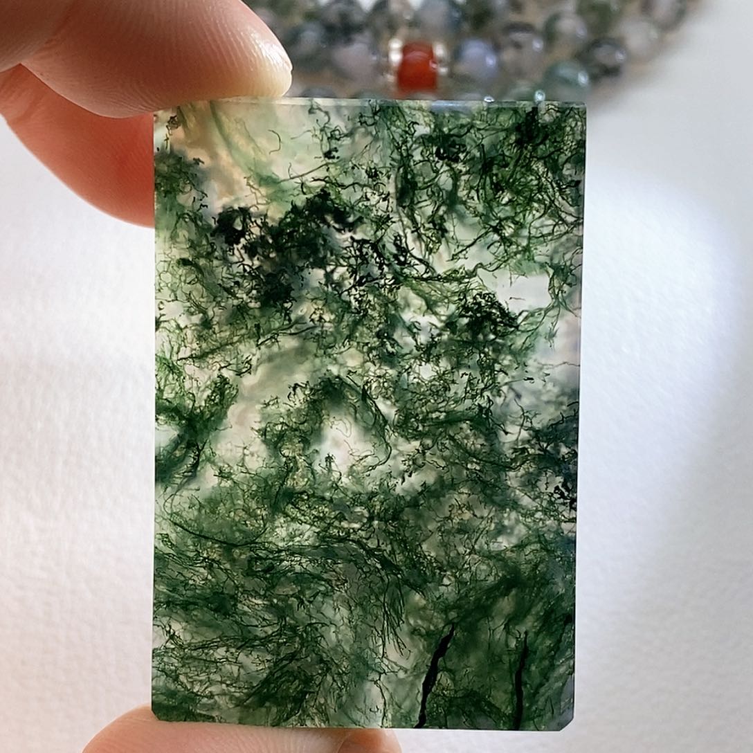 未镶嵌颈饰玛瑙/玉髓祝*