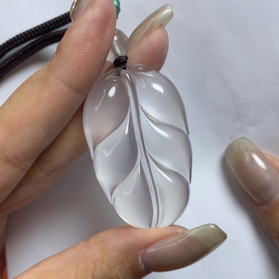 石英质玉黑钢叶子未镶嵌@**年