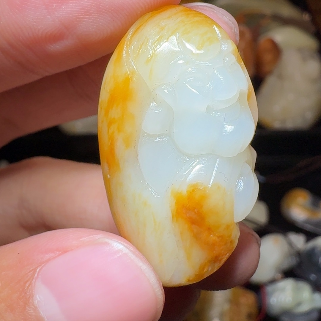 和田玉颈饰未镶嵌