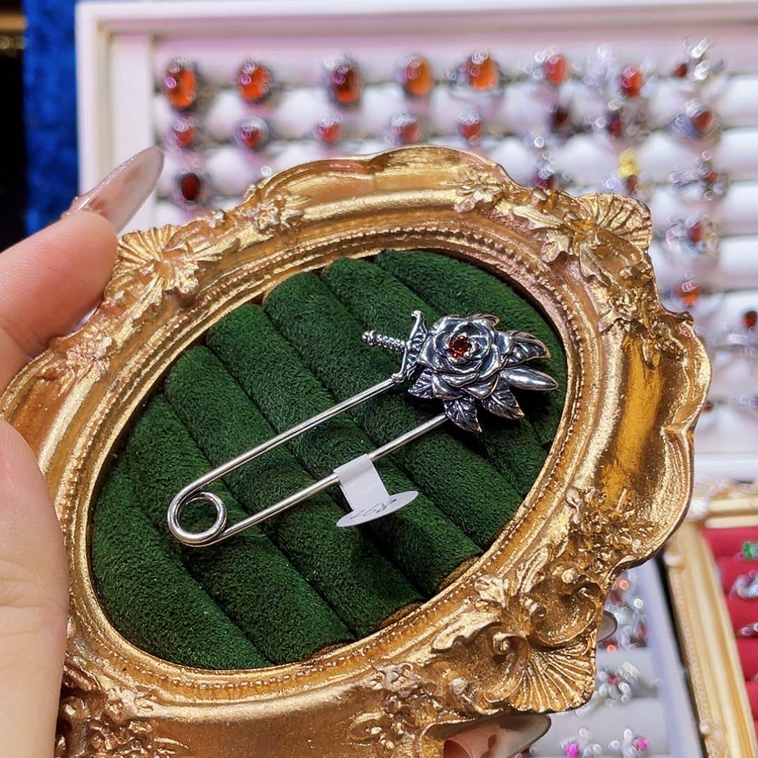 925银玫瑰复古银胸针