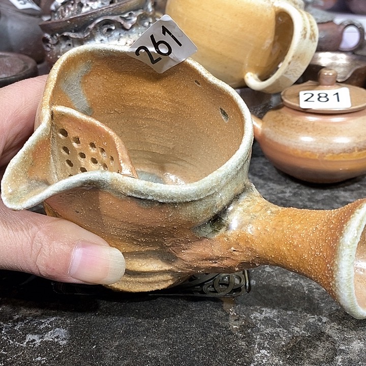 我们的确是一个人