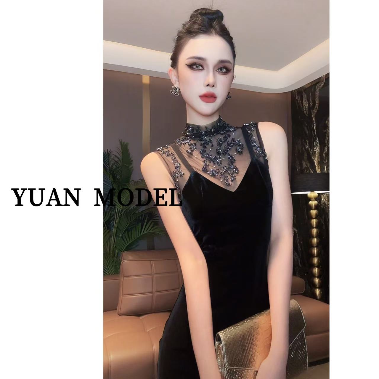 YUAN MODEL/媛老板-【千金归来】气质镶钻简约优雅法式连衣裙091148