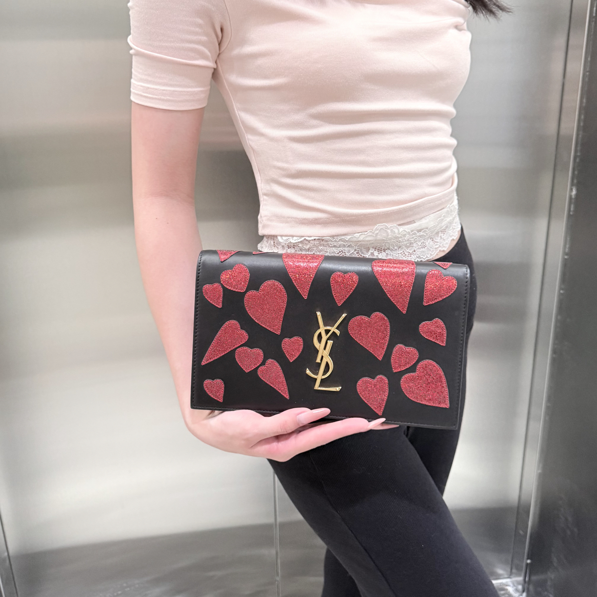 95新 YSL/圣罗兰 ysl黑色爱心金标翻盖手拿包