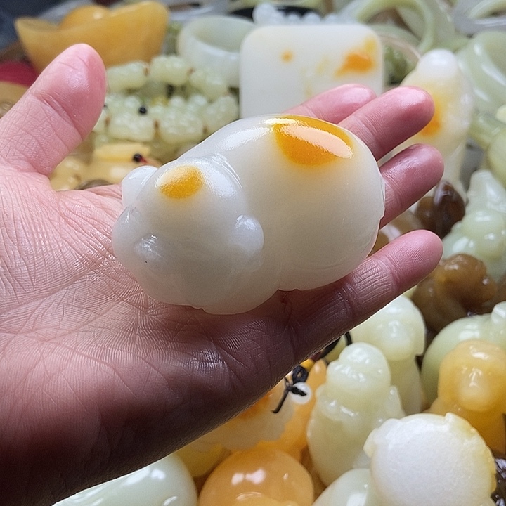 完全开放手把件猪