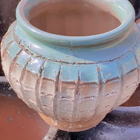 紫砂花盆口15高度18瑕疵