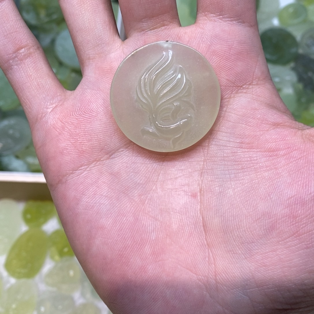 岫玉未镶嵌吊坠(不含链)