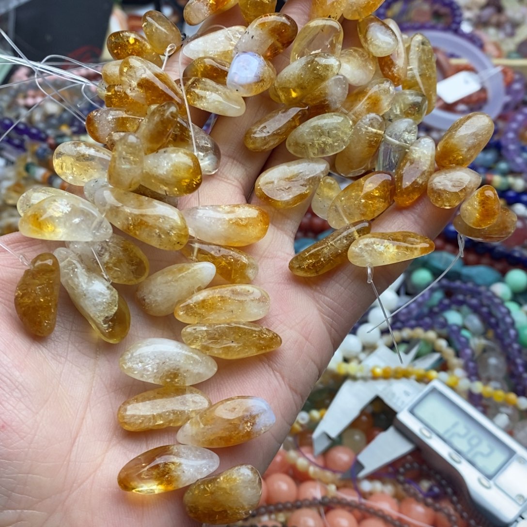 玛瑙/玉髓未镶嵌珠宝半成品一条十个天然黄塔晶吊坠孔原石