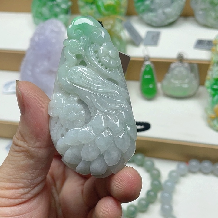 翡翠未镶嵌颈饰003